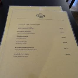 Hecserli Café, Budapest - Étlap/itallap