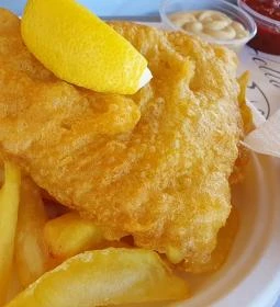 HelloHal Halfalatozó