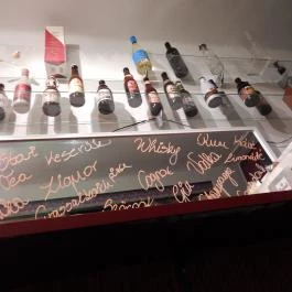 Hendrinx Wine & Beer, Budapest - Belső