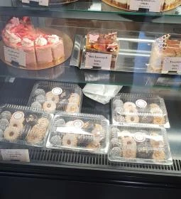 Hermina Cukrászda & Fagylaltozó