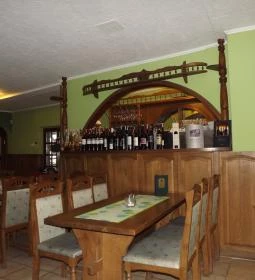 Hétfogás Fogadó étterme