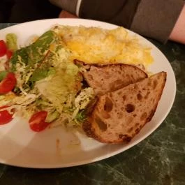 Hilda, Budapest - Étel/ital