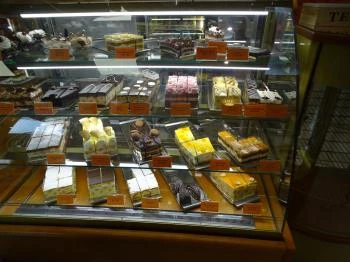 Hodosi Cukrászda-Fagyizó Hajdúszoboszló