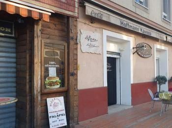 Hoffmann kávézó Dunaföldvár