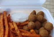 Holiday Palacsintázó & Ételbár Kapuvár