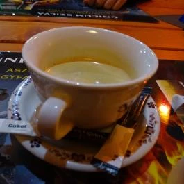 Holsten Söröző Budapest - Étel/ital