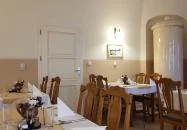 Hotel Schuster Étterme Csenger