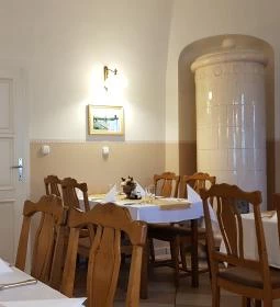 Hotel Schuster Étterme