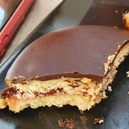 Illés Cukrászda, Kistarcsa - Egyéb