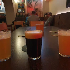 InVitro BeerBar Budapest - Étel/ital