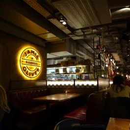 Jamie Oliver's Italian , Budapest - Belső