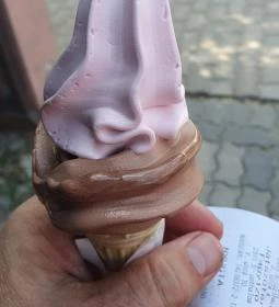 Játszótéri Fagyizó