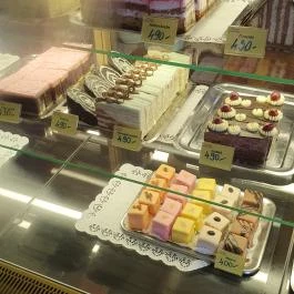 Jávor Cukrászda & Fagyizó, Dabas - Egyéb