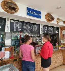 Jóbarátok halsütöde