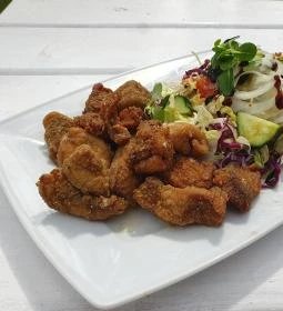 Jóbarátok halsütöde