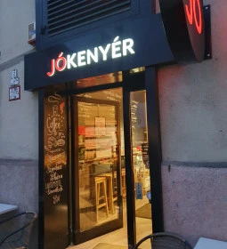 Jókenyér - Lövőház utca