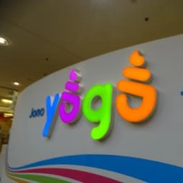 Jono Yogo Önkiszolgáló Frozen Yogurt Bár - Árkád, Budapest - Egyéb