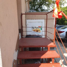 Jopi Munkahelyi Étkezde Szolnok - Külső kép