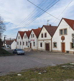 Judit Étterem, Borozó & Panzió