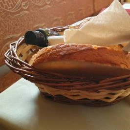 Judit Étterem, Borozó & Panzió, Hajós - Egyéb