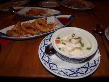 Kaeng Som Tom Yum Budapest