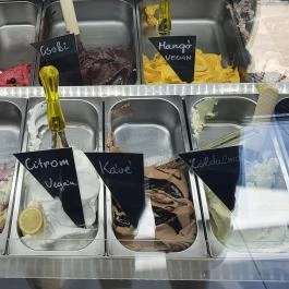 Kaleido Fagylalt & Kávé Tapolca - Étel/ital