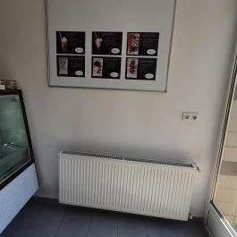 Kaleido Fagylalt & Kávé Tapolca - Belső