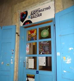 Kaleidoszkóp Ház Kulturális Központ - Artbisztró