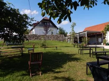 Káli Kövek Borászat Köveskál