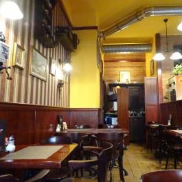 Kamara Café & Bistro, Budapest - Belső