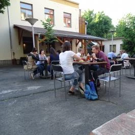 Kapca Kávézó-Bisztró Szeged - Külső kép