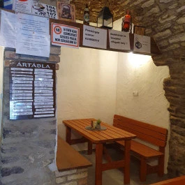 Kapolcsi Borozó Kapolcs - Étlap/itallap