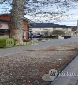 Karl Kávézó Fagylaltozó