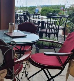 Karolina Kávéház & Koktélbár