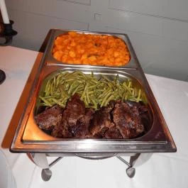 Károlyi-kastély étterem, Fehérvárcsurgó - Étel/ital