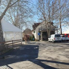 Kastélykert Fogadó Étterme Szeged - Egyéb