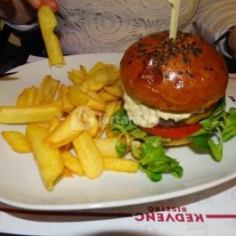 Kedvenc Bisztró Budapest - Étel/ital