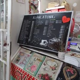 Kedves Pöttyös Kávéház, Mezőkövesd - Egyéb