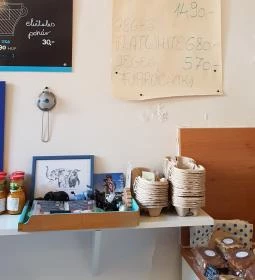 Kék Elefánt Kávézó