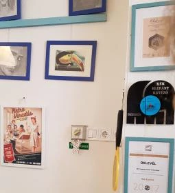 Kék Elefánt Kávézó