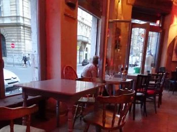 Kék Ló Fashion Pub Budapest