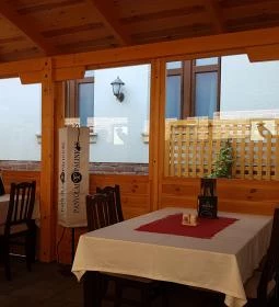 Kékfrankos Étterem & Borozó