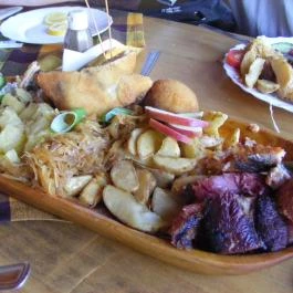 Kemencés Csárda, Ópusztaszer - Étel/ital