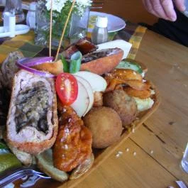 Kemencés Csárda, Ópusztaszer - Étel/ital