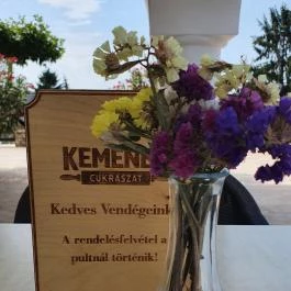 Kemenes Cukrászda Tihany - Belső