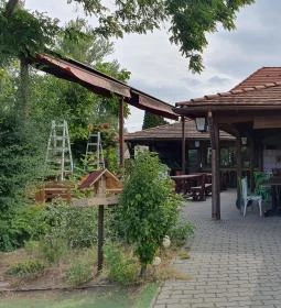 Kenese Bistro Bringatanya