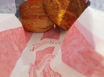 Kenyérsziget és kávézó Hajós