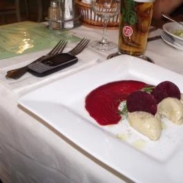 Kereskedőház Étterem és Kávézó, Szentendre - Étel/ital