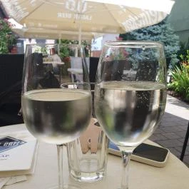 Kert Cafe Fagylaltozó és Kávézó, Füzesabony - Étel/ital
