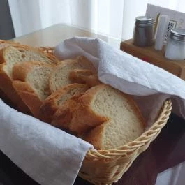 Két Bagoly Étterem Várpalota - Étel/ital